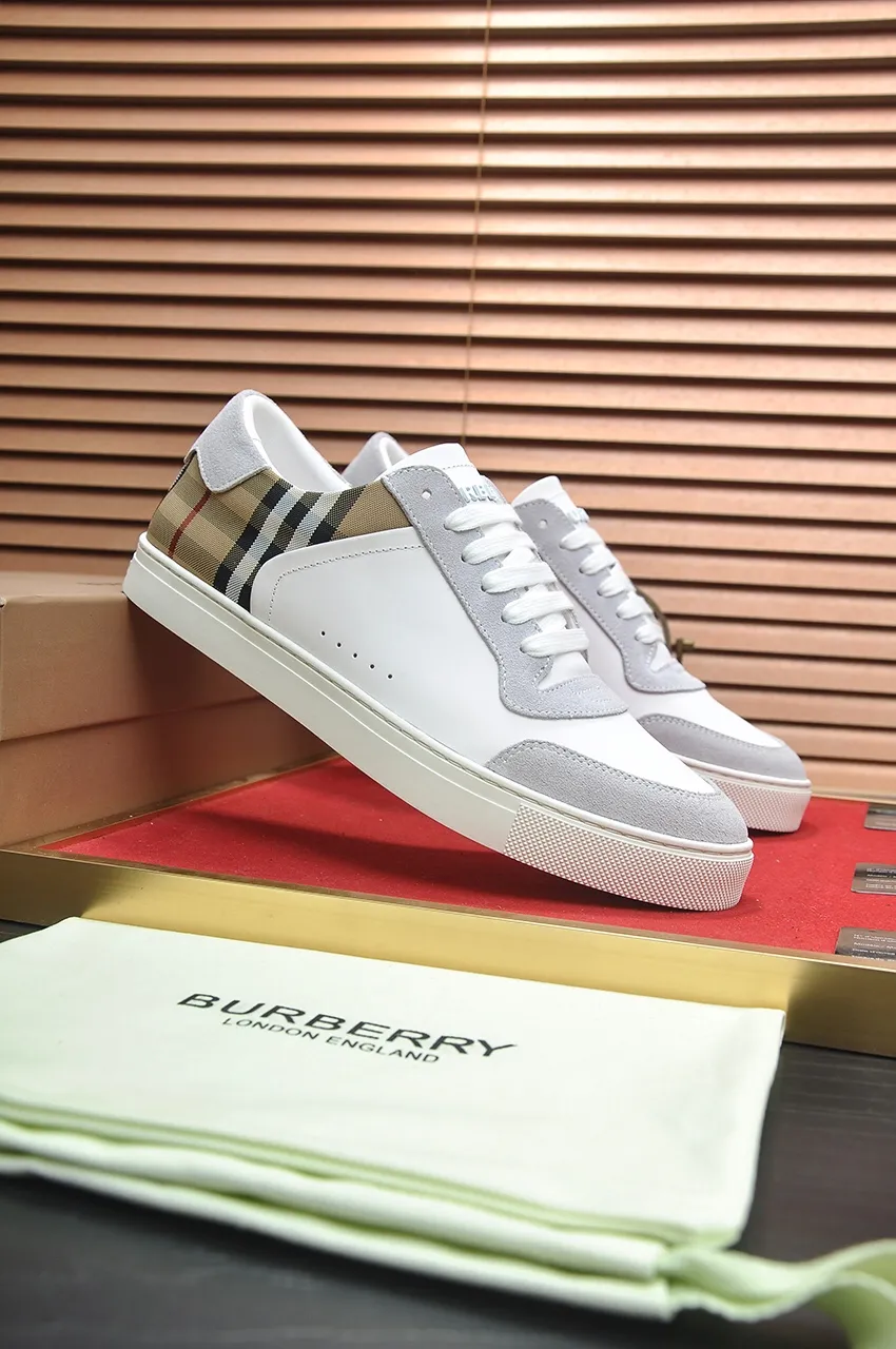Men's shoes💰480💶[Burberry] (cowhide lining) classic low-top sneakers｜Imported cowhide with classic plaid fabric｜Cow leather lining｜Original outsole｜Fine workmanship and comfortable to wear Size: 38-44 (customized at 45)